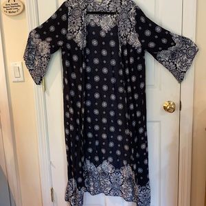 NWOT Navy Open Front Kimono, High Side Slits, M
